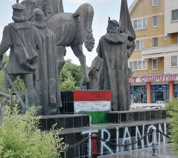 Antal Árpád sepsiszentgyörgyi polgármester szerint provokáció volt a Mihai Viteazul-szobor megrongálása