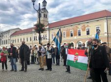 „Az a feladatunk, hogy amit Trianon lerombolt, azt újjáépítsük” – így emlékeztek Sepsiszentgyörgyön