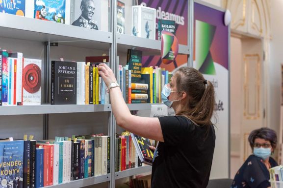 Szintet lépett a Kolozsvári Ünnepi Könyvhét – szervezők és kiadók értékeltek