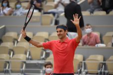 Roland Garros: Federer visszalépett a nyolcaddöntőtől