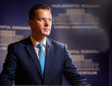 USR-frakció néven folytatják a munkát az USR–PLUS parlamenti csoportjai