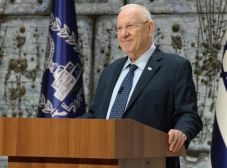 Bukarestbe látogat, és felszólal a parlamentben az izraeli elnök