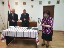 Magyar Érdemrend kitüntetéssel ismerték el Egyed Emese és Essig Kacsó Klára munkásságát