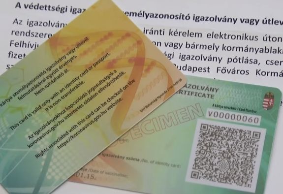 FRISSÍTVE – Elismerik egymás védettségi igazolványait, de román–magyar megállapodás még nincs erről