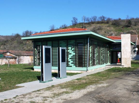 Elvesztegetett uniós pénzek? Üresen állnak a községi turisztikai információs pontok