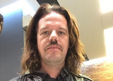 Halálra kínoztak egy magyar rockzenészt Jemenben