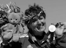 Utolsó útjára kísérték Igaly Diana hamvait