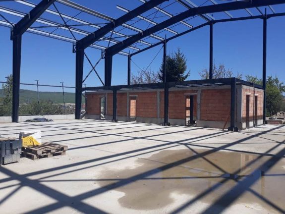 Védőeszközökre a csíksomlyói búcsún és tornaterem-építésre hagytak jóvá összegeket 