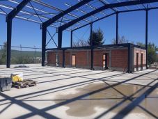 Védőeszközökre a csíksomlyói búcsún és tornaterem-építésre hagytak jóvá összegeket 