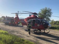 FRISSÍTVE – Meghalt egy ember a kamion és személygépkocsi közötti ütközésben a Maros völgyében