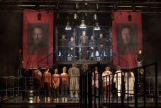 Mit tesz a társadalommal a félelem? Orwell Állatfarmját mutatják be Kolozsváron