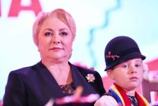 A jegybank kormányzójának tanácsosa lett Viorica Dăncilă volt miniszterelnök