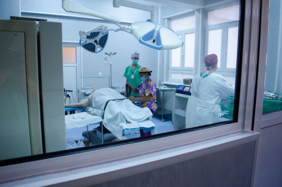 A jó lábát amputálták le egy betegnek egy ausztriai klinikán