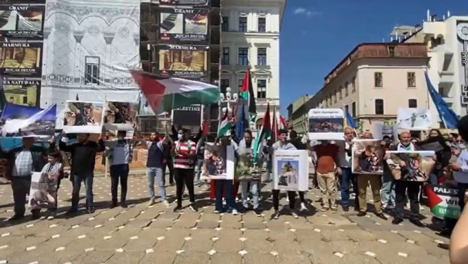 Több tucat palesztin tüntetett péntek délután Temesvár központjában