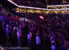 Az amerikai lakosság több mint fele megkapta legalább az egyik oltást