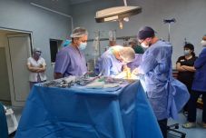 Egy 60 éves férfi mellkasában dobog tovább egy 30 éves nő szíve