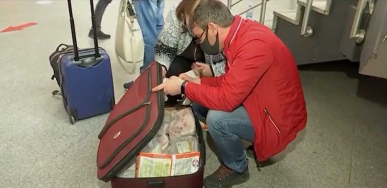 42 kg hússal akart felszállni a repülőre egy Hargita megyei nő
