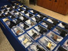 Lövöldözések Amerikában: 12 halott egyetlen hétvégén