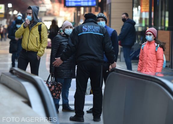 Metrósztrájk: vizsgálódik a rendőrség, mert nem biztosították a szállítást legalább egyharmados kapacitáson