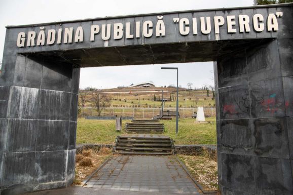 Kérdéses, hogy elkészülnek határidőre a nagyváradi Kálvária-dombbal