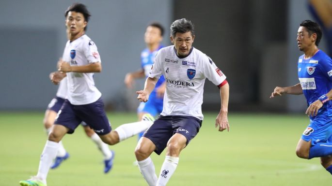 Az 54 éves Miura Kazujosi 36. szezonját kezdte el a profi futballban