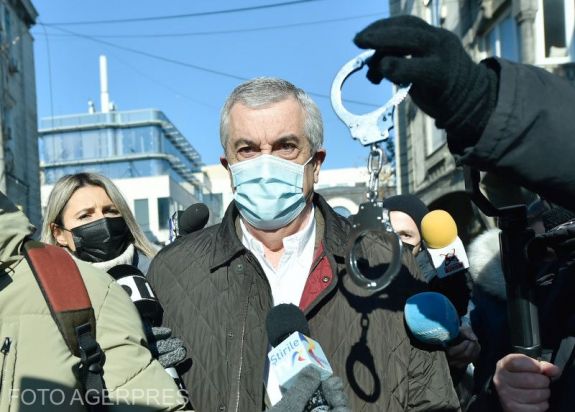 800 ezer dollár kenőpénz elfogadásával vádolja a DNA Tăriceanut