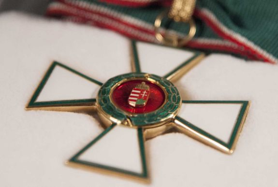 Magyar Érdemrend kitüntetést kapott több erdélyi közéleti személyiség