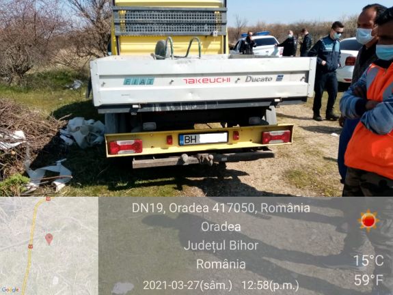 Elkobozták az autóját és 15 ezer lejre büntettek egy illegális szemetelőt Nagyváradon