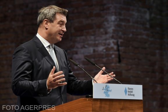 A CSU elnöke szerint távoznia kell a Fidesznek a Néppártból