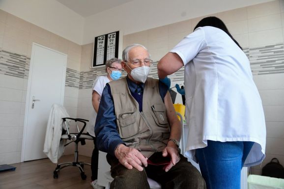 Újabb oltópontot üzemelnek be áprilisban Marosvásárhelyen
