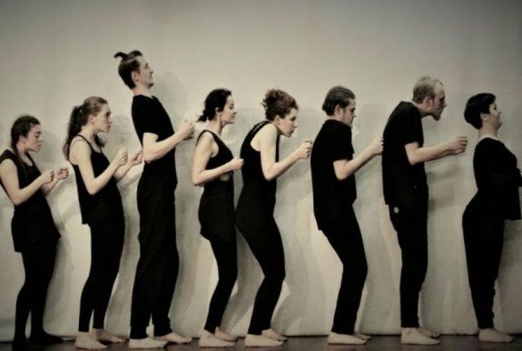 Online ingyenes felkészítőket tartanak a kolozsvári színin és teatrológián oktató tanárok