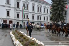 Székelyudvarhely polgármesterének is jár a büntetés a magyar zászlók miatt