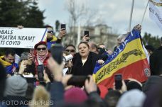 Záporoztak a bírságok a maszkviselés elleni bukaresti tüntetés után