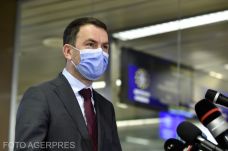 „Karcsúsítás” a kormányban: egy államtitkár helyett 9-et alkalmaztak a szállítási minisztériumban