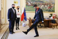 Robert Lewandowski magas állami kitüntetést kapott hazájában