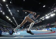 Fedett pályás Eb: többen is Lengyelországban rekedtek pozitív vírusteszt miatt