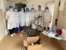 Nagy értékű adományt kapott a csíkszeredai kórház koronavírusos betegeket ápoló osztálya