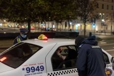 Lapértesülés: hétvégenként már 20 órától hatályba lépne a kijárási tilalom