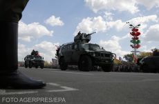 Az ukrán határ közelébe átcsoportosított orosz haderőtől tartanak 