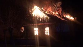 Bennégett a házban, miután rázuhant egy gerenda a 77 éves Bihar megyei nőre