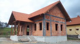 Hamarosan elkészül a szilágysági Kárászteleken a megye első zarándokháza
