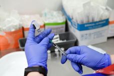 Szomorú rekord Magyarországon: 272 fertőzött hunyt el