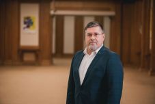 Megosztja az igazságszolgáltatási szereplőket is a bírák és ügyészek számára előirányzott „mentelmi jog”