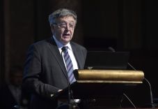 Egy magyar tudós megkapta a matematika Nobel-díjának tartott Abel-díjat