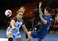 Elsöprő sikerrel kezdett a magyar női kézilabda-válogatott, de a neheze most jön