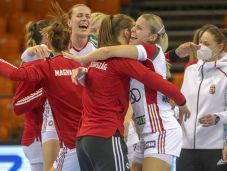 Női kézilabda: kijutott az olimpiára a magyar női válogatott