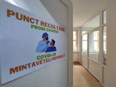 Új szabályok szerint tesztelik a beutaltakat a csíkszeredai kórházban