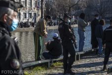 Meghalt egy 14 éves lány, akit megvertek és a Szajnába dobtak az osztálytársai