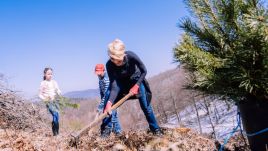 Megbírságolásukat kérik a maszk nélkül lefotózott miniszterek