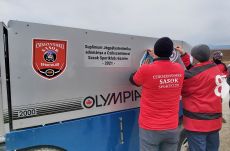 Jégkorong: rolbát kaptak a Csíkszentimrei Sasok